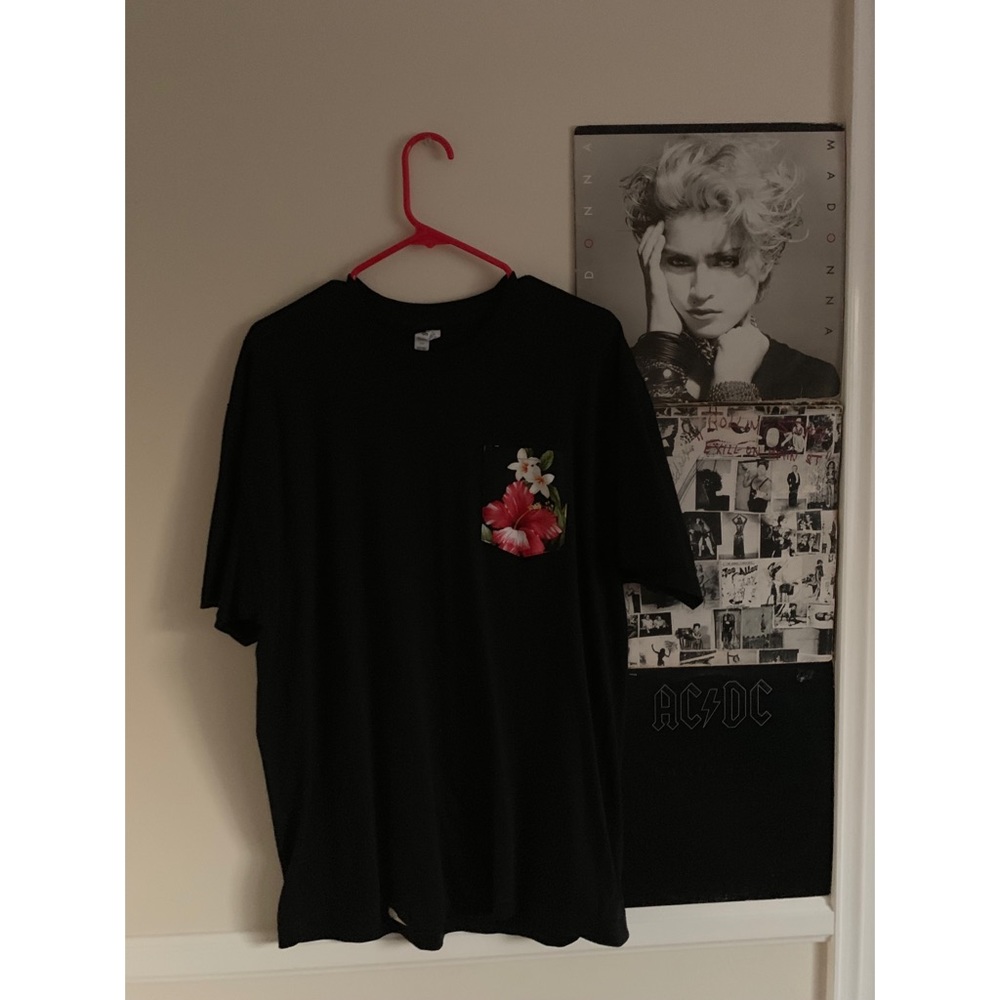 Black Floral Tee shirt